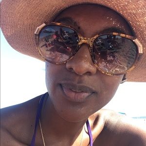 Meet your Posher, Erika